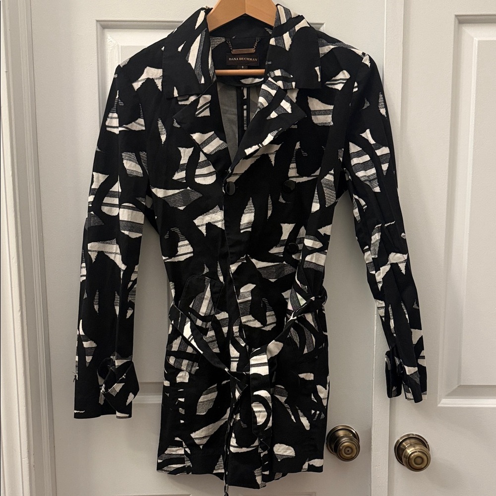 Dana Buchman Black & White Abstract Print Trench Coat